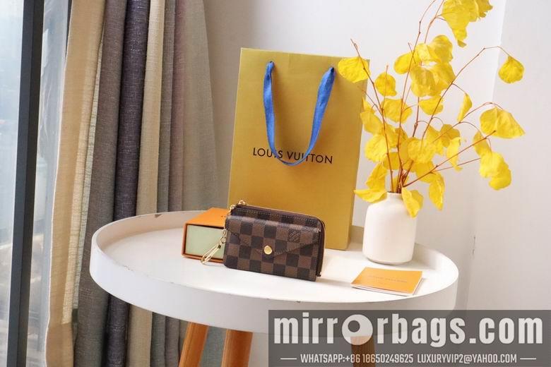 LV Bags M69431 13X9.5X2.5cm YG 2