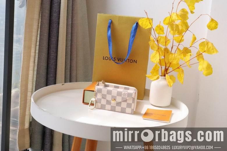 LV Bags M69431 13X9.5X2.5cm YG 1