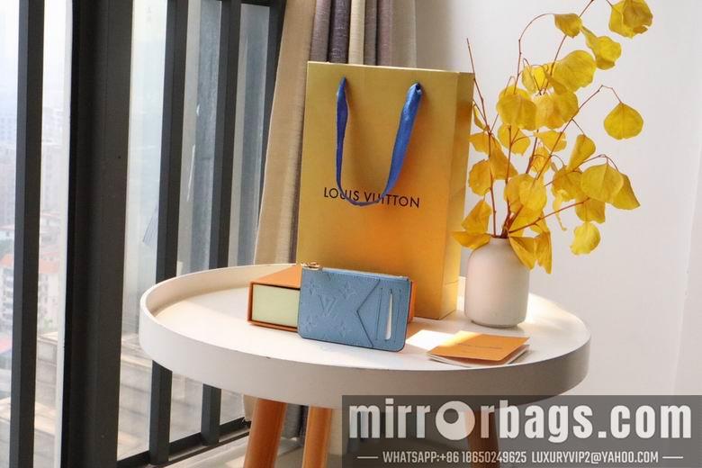 LV Bags M81882 12X8X0.8cm YG 4