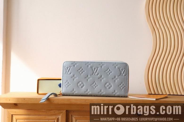 LV Bags M83225 19.5X10.5X2.5cm