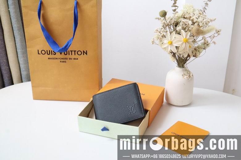 LV Bags M83128 11X8.5X2cm