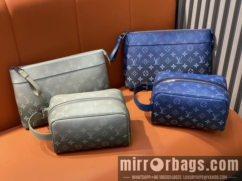 LV  Bags Voyage M11545 21x32x8cm gf