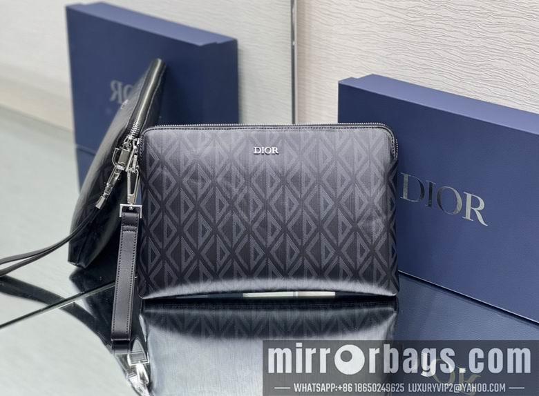 Dior Bags 23738 30X20X2.5cm YG 3