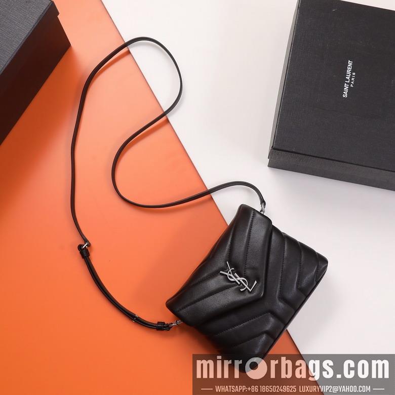 YSL Bags YSL Lou 467072 20x14x7cm 8D1