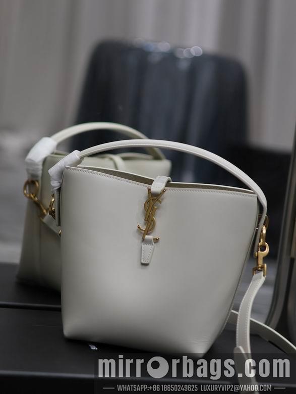 YSL Bags 749036 17X20X13cm YG 2