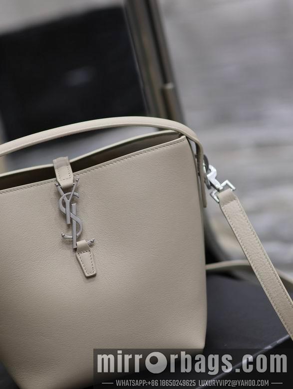 YSL Bags 749036 17X20X13cm YG 1