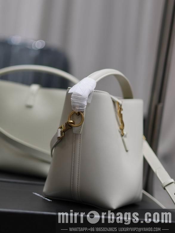 YSL Bags 749036 17X20X13cm YG 2
