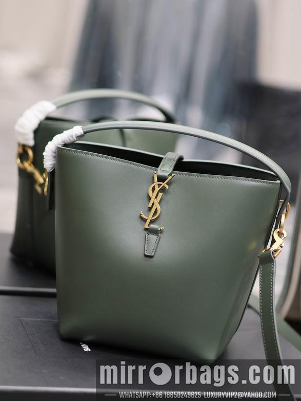 YSL Bags 749036 17X20X13cm YG 3