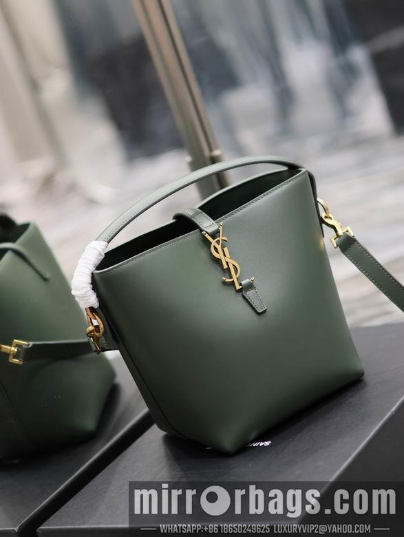 YSL Bags 749036 17X20X13cm YG 3