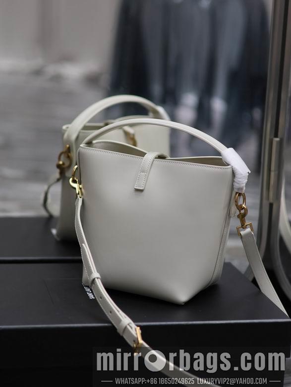 YSL Bags 749036 17X20X13cm YG 2