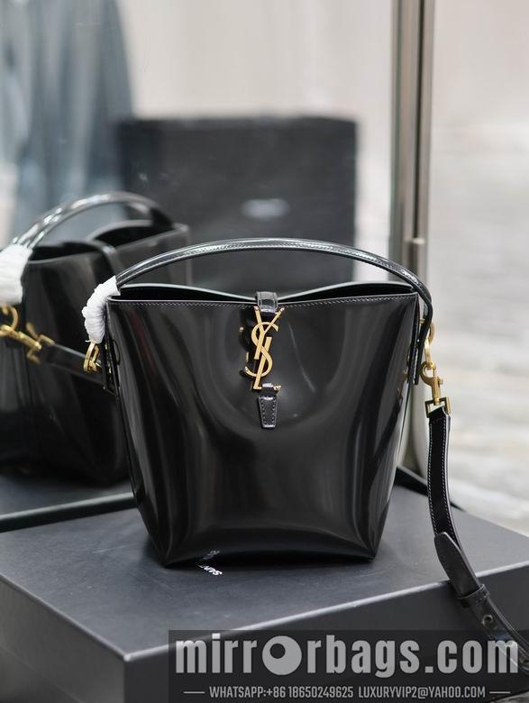 YSL Bags 749036 17X20X13cm YG 4