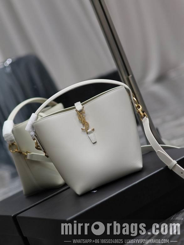 YSL Bags 749036 17X20X13cm YG 2