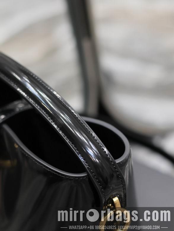 YSL Bags 749036 17X20X13cm YG 4