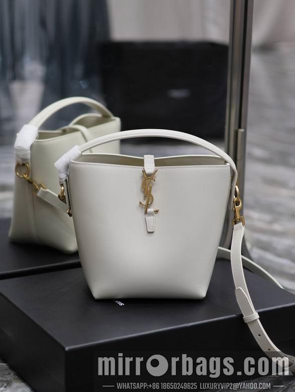 YSL Bags 749036 17X20X13cm YG 2