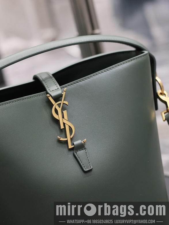 YSL Bags 749036 17X20X13cm YG 3