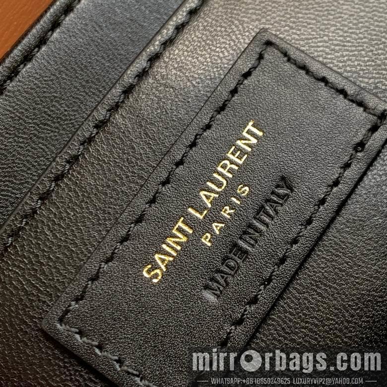 YSL Bags 634306 19x13x5cm YG 7