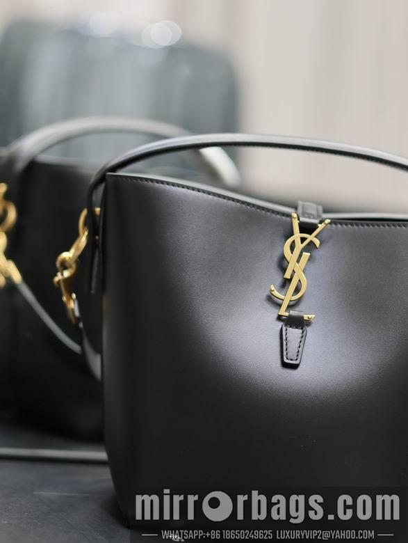 YSL Bags 749036 17X20X13cm YG 5