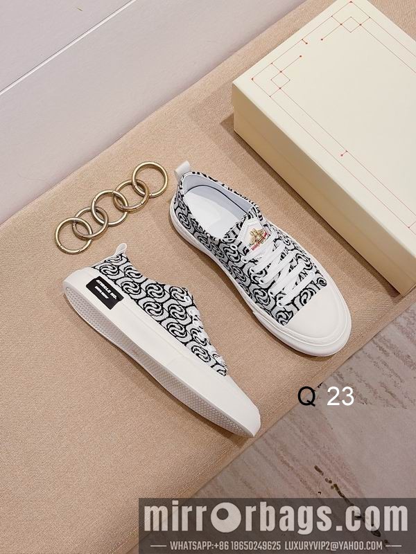 Gucci Shoes sz38-44 HY1102