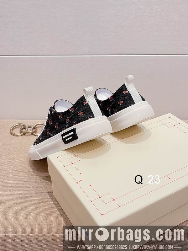Gucci Shoes sz38-44 HY1102