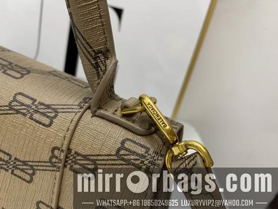 Balenciaga Bags Balenciaga 23x14x8cm CN2色