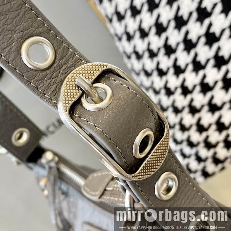 Balenciaga Bags S26x7x16 L33x9x16cm 2