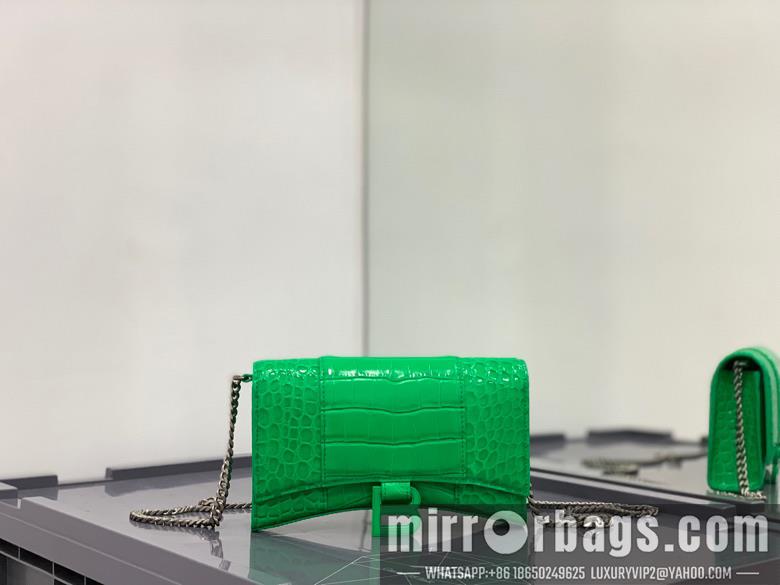 Balenciaga Bags 656050 19x12x5cm FY 6