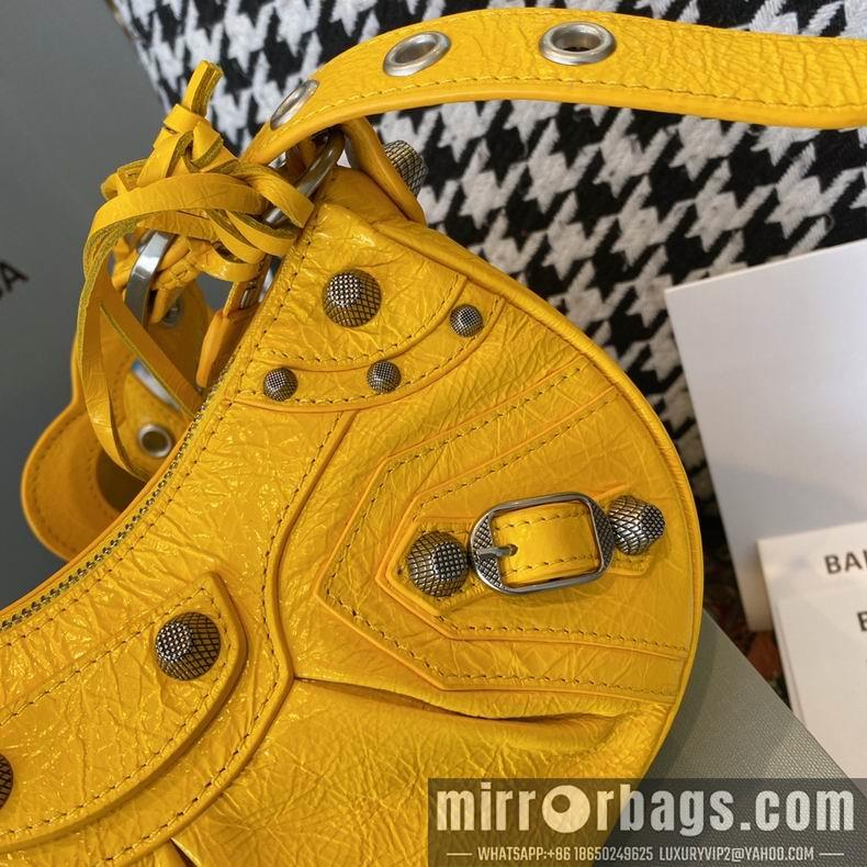 Balenciaga Bags S26x7x16 L33x9x16cm 4