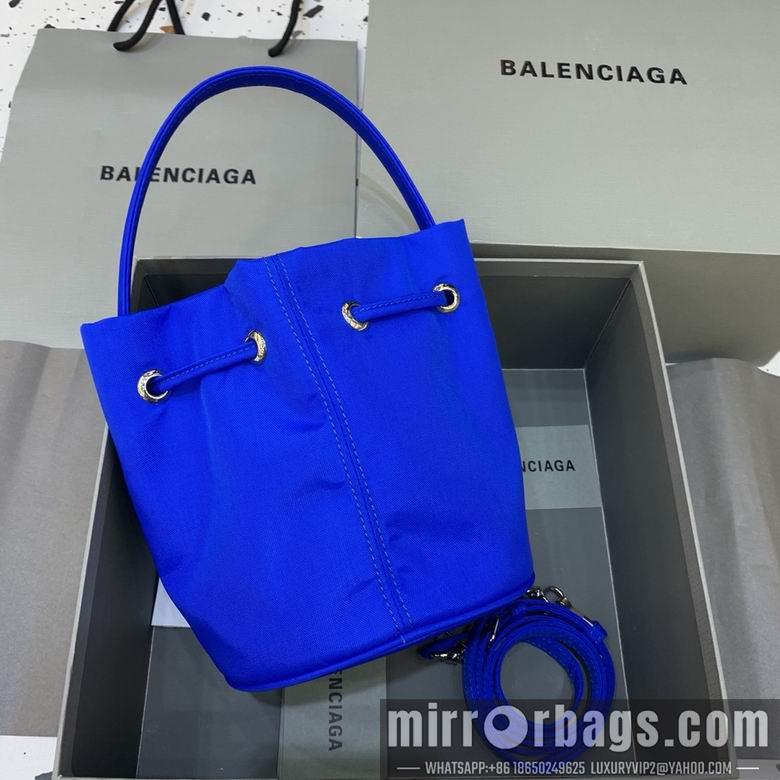 Balenciaga Bags Balenciaga 15x15x18cm FY 3