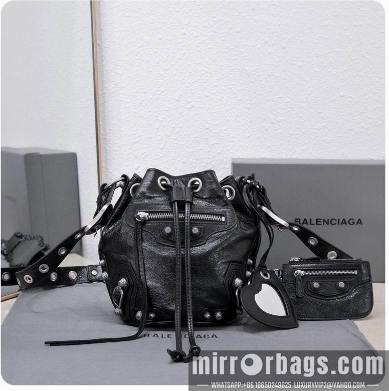 Balenciaga Bags 15X20X18cm 112902 GY 8