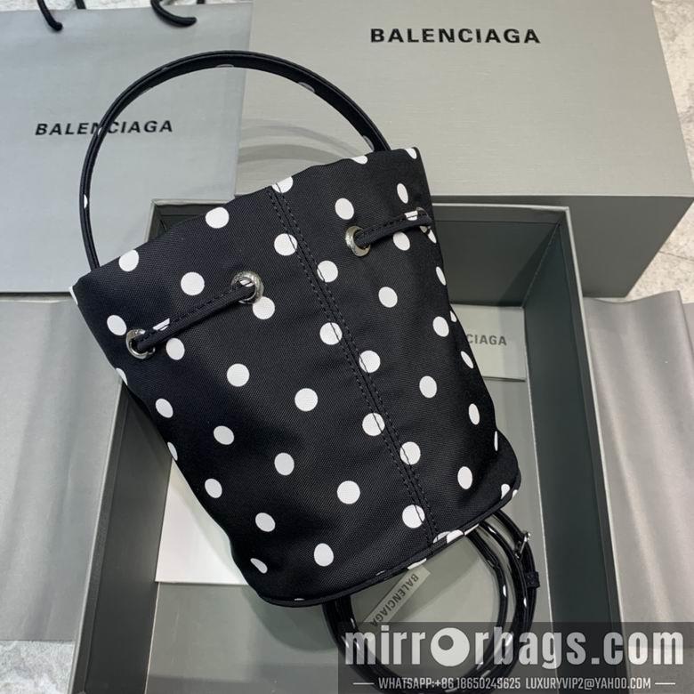 Balenciaga Bags Balenciaga 15x15x18cm FY 10