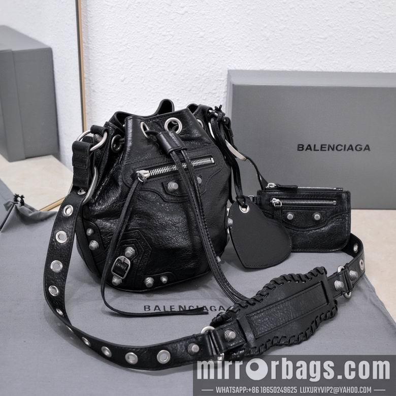 Balenciaga Bags 15X20X18cm 112902 GY 8