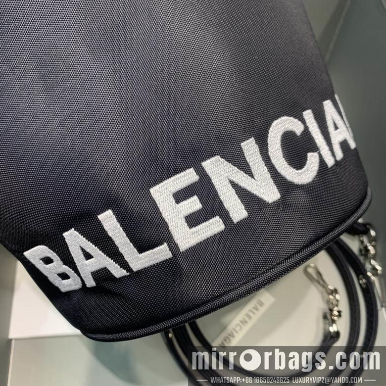 Balenciaga Bags Balenciaga 15x15x18cm FY 11