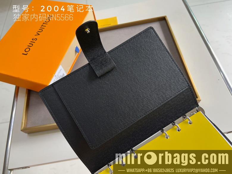 1:1 Louis Vuitton Bags 2004 14x8cm zy4