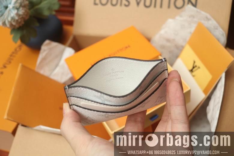 1:1 Louis Vuitton Bags M31051 11X7X0.6cm XM 4colour