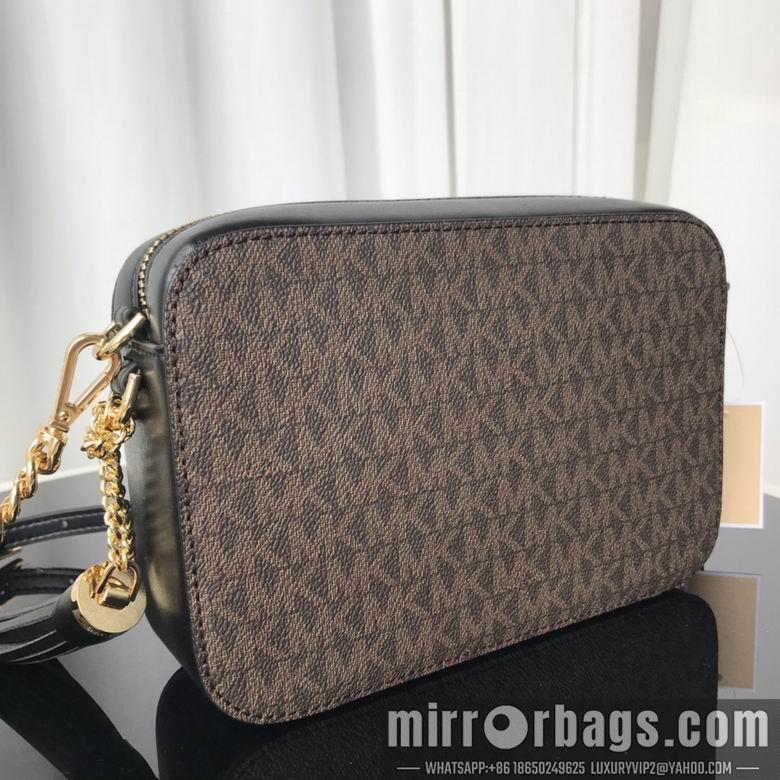 Michael Kors Bags 22X15X7cm 090306 DY 3