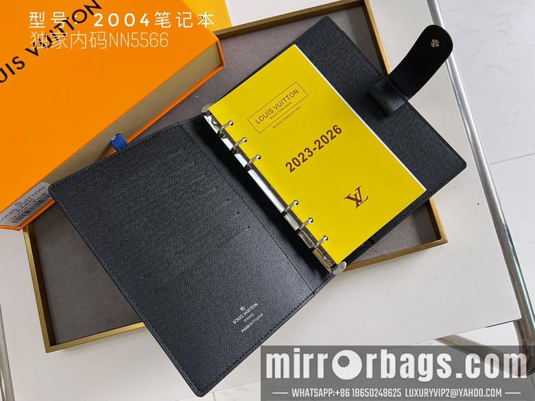 1:1 Louis Vuitton Bags 2004 14x8cm zy6