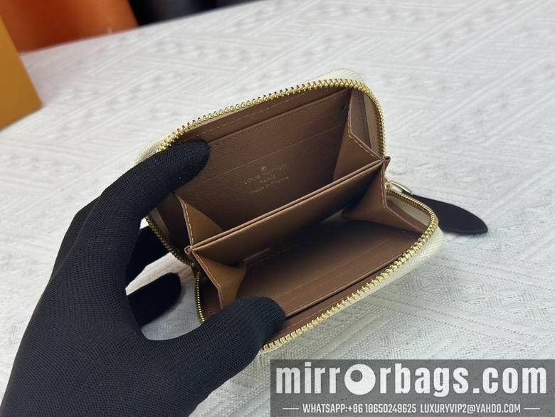 1:1 Louis Vuitton Bags M83094 11X8X2cm XM