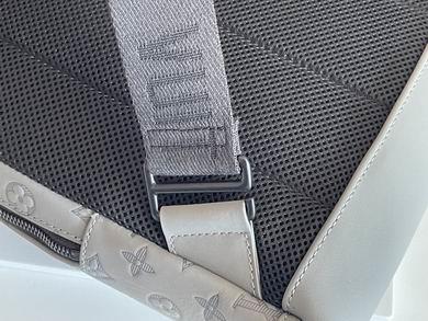 1:1 Louis Vuitton Bags M46107 24X42X12cm WP