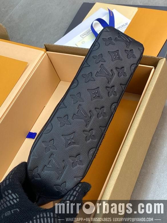 1:1 Louis Vuitton Bags M82545 32X21X8cm YG 3colour