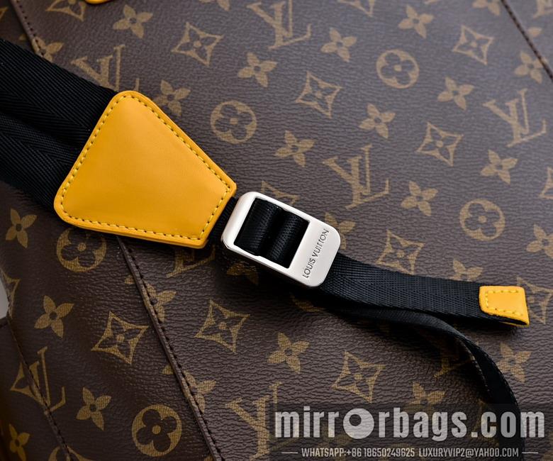 1:1 Louis Vuitton Bags Christopher M13202 38x44x12.5cm ss