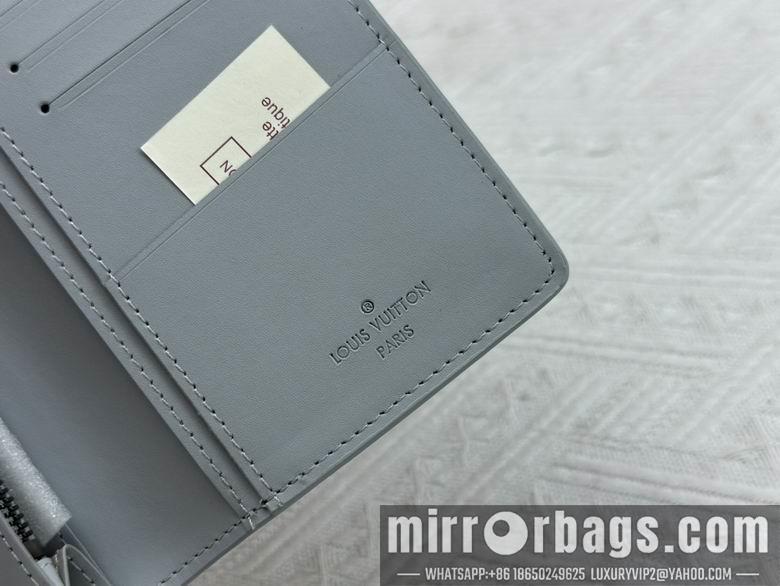 1:1 Louis Vuitton Bags M62900 10X19X2cm XM