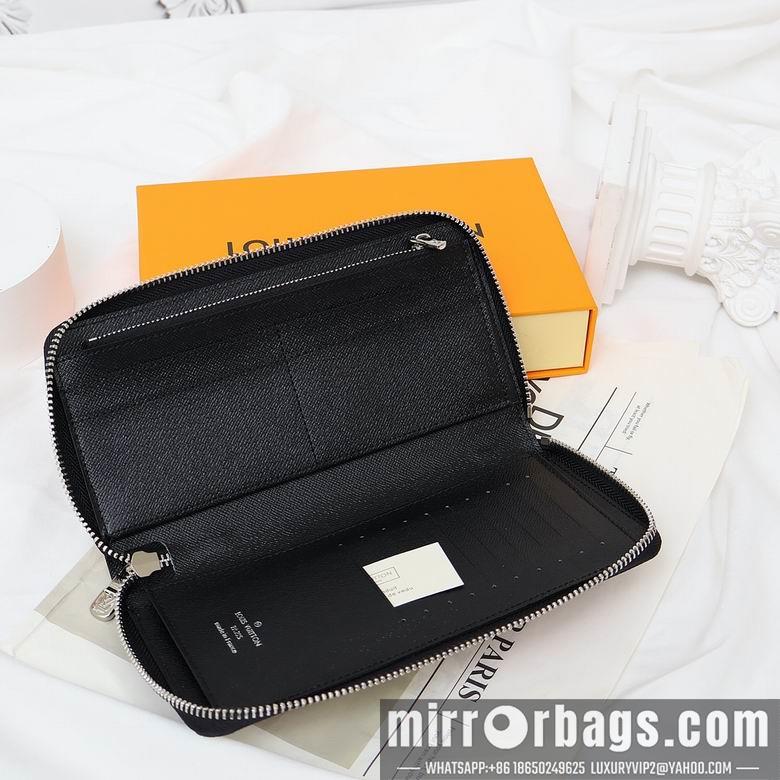 1:1 Louis Vuitton Bags 82590 19X10X2cm YG 2colour