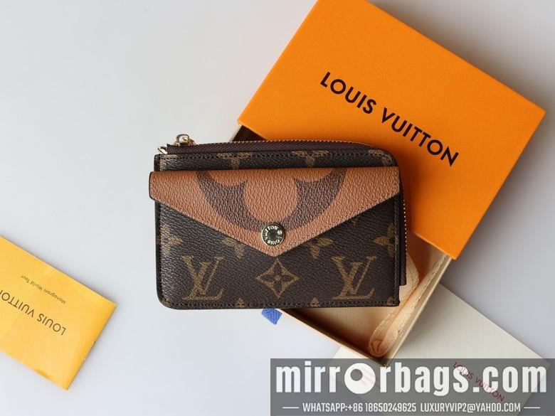 1:1 Louis Vuitton Bags M49431 13X9.5X2.5cm YG 3colour
