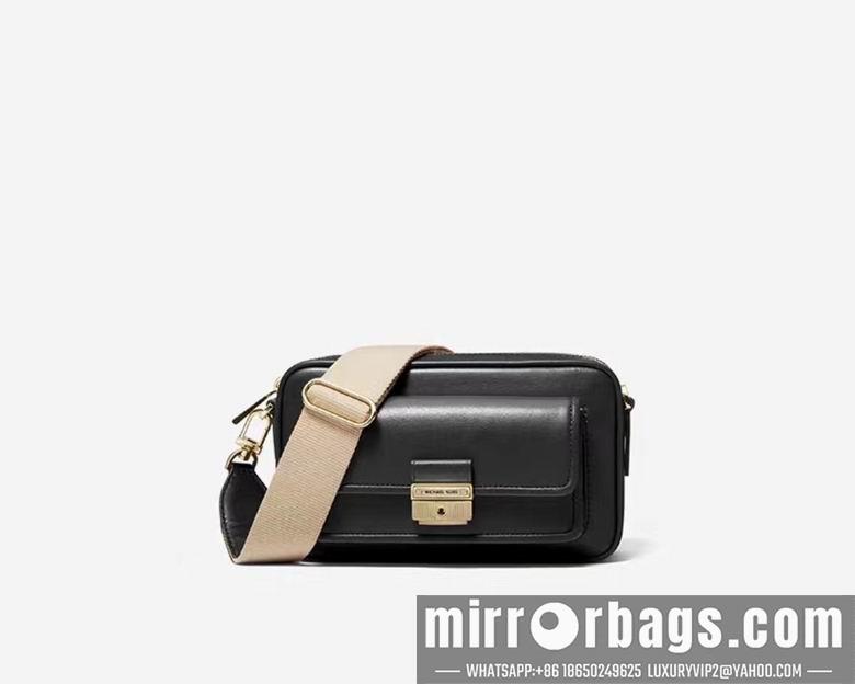 Michael Kors Bags BRADSHAW 22X13X6cm 090305 DY 1