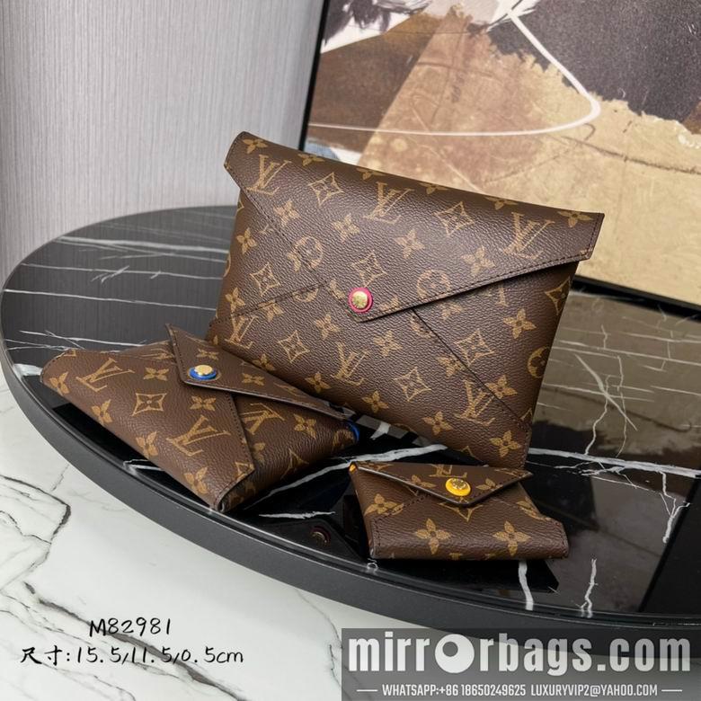 1:1 Louis Vuitton Bags M82981 15.5X11.5X0.5cm