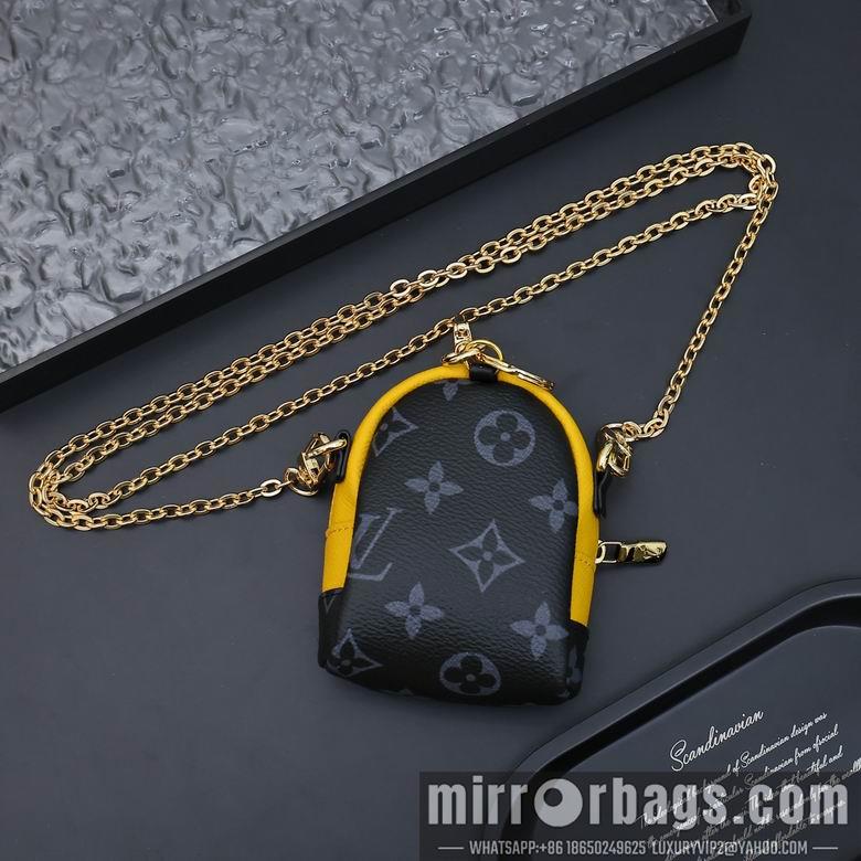 1:1 Louis Vuitton Bags 11X8X4.5cm 082202 XMY
