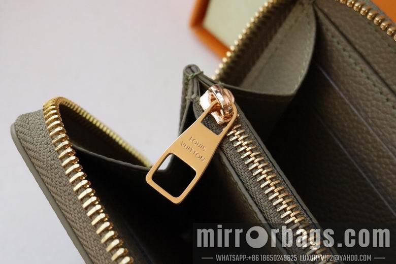 1:1 Louis Vuitton Bags M82338 20X9X2cm XM
