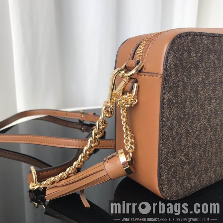Michael Kors Bags 22X15X7cm 090306 DY 4