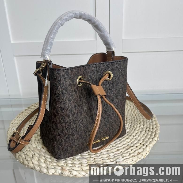 Michael Kors Bags 18X18X10cm 072702 EY 4colour