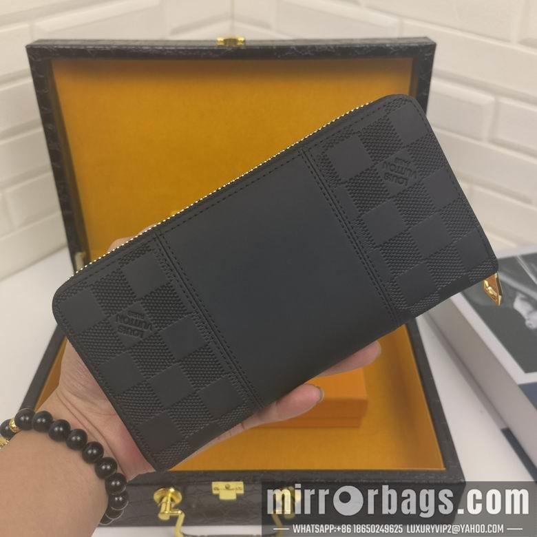 1:1 Louis Vuitton Bags 666068 19X10X2.5cm ZC